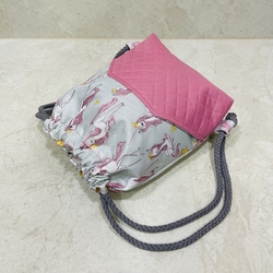 Předškolní dětský batoh Jednorožci - šedý