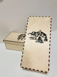 Dřevěná dárková krabice s firemním logem na vlastní pálenku 0,5 l - kopie